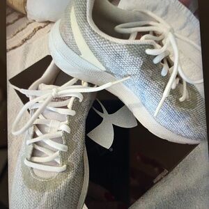 Under Armour Women's White and Gray Athletic Shoes Size 8